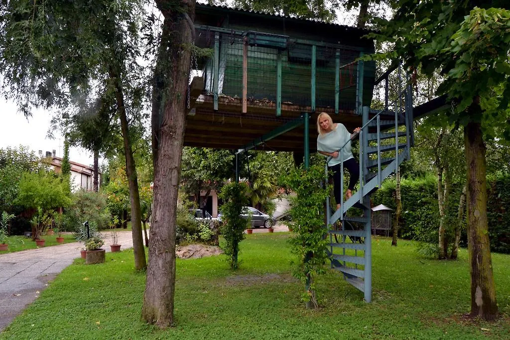 La Casa Sull\'Albero contacts