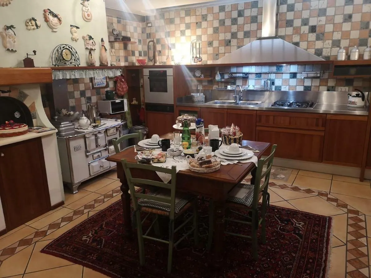 La Casa Sull'Albero Bed & Breakfast Mestre 2*,  Italy