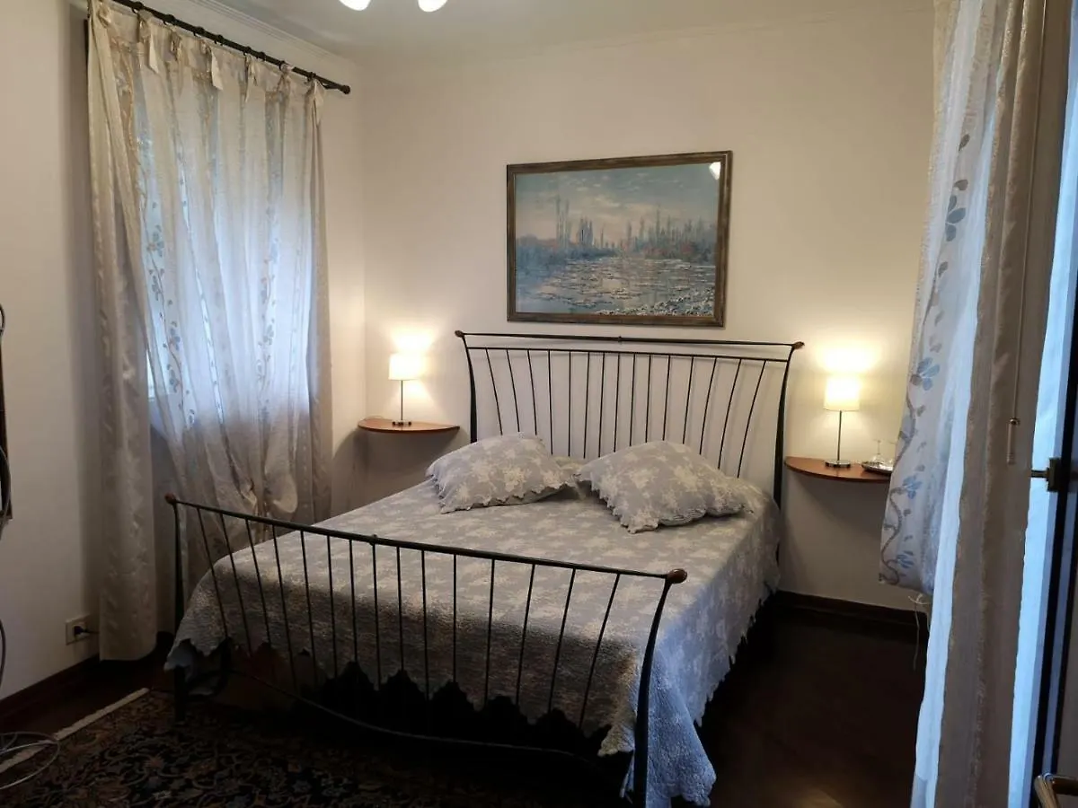 **  La Casa Sull'Albero Bed & Breakfast Mestre Italy